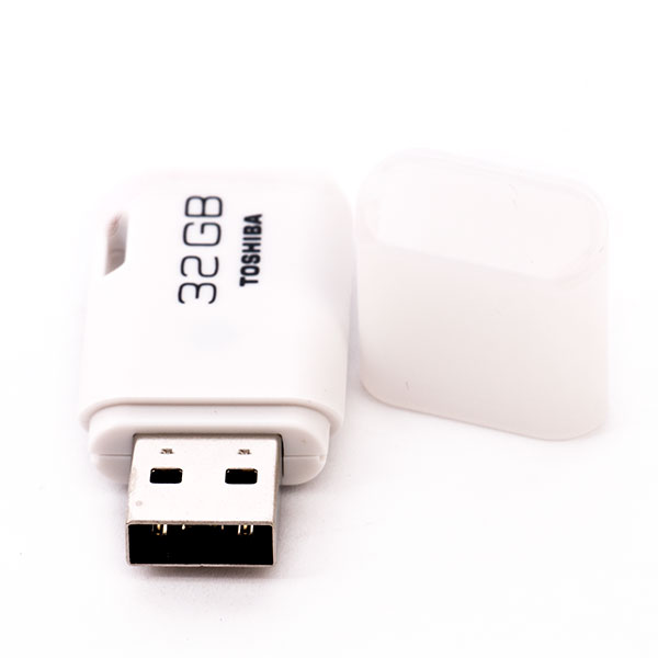 فلش مموری 32 گیگابایت توشیبا | Toshiba مدل TransMemory U202